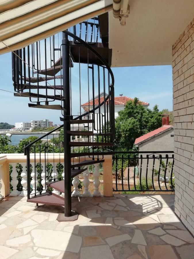 Apartment Zdene Rogoznica  Dış mekan fotoğraf